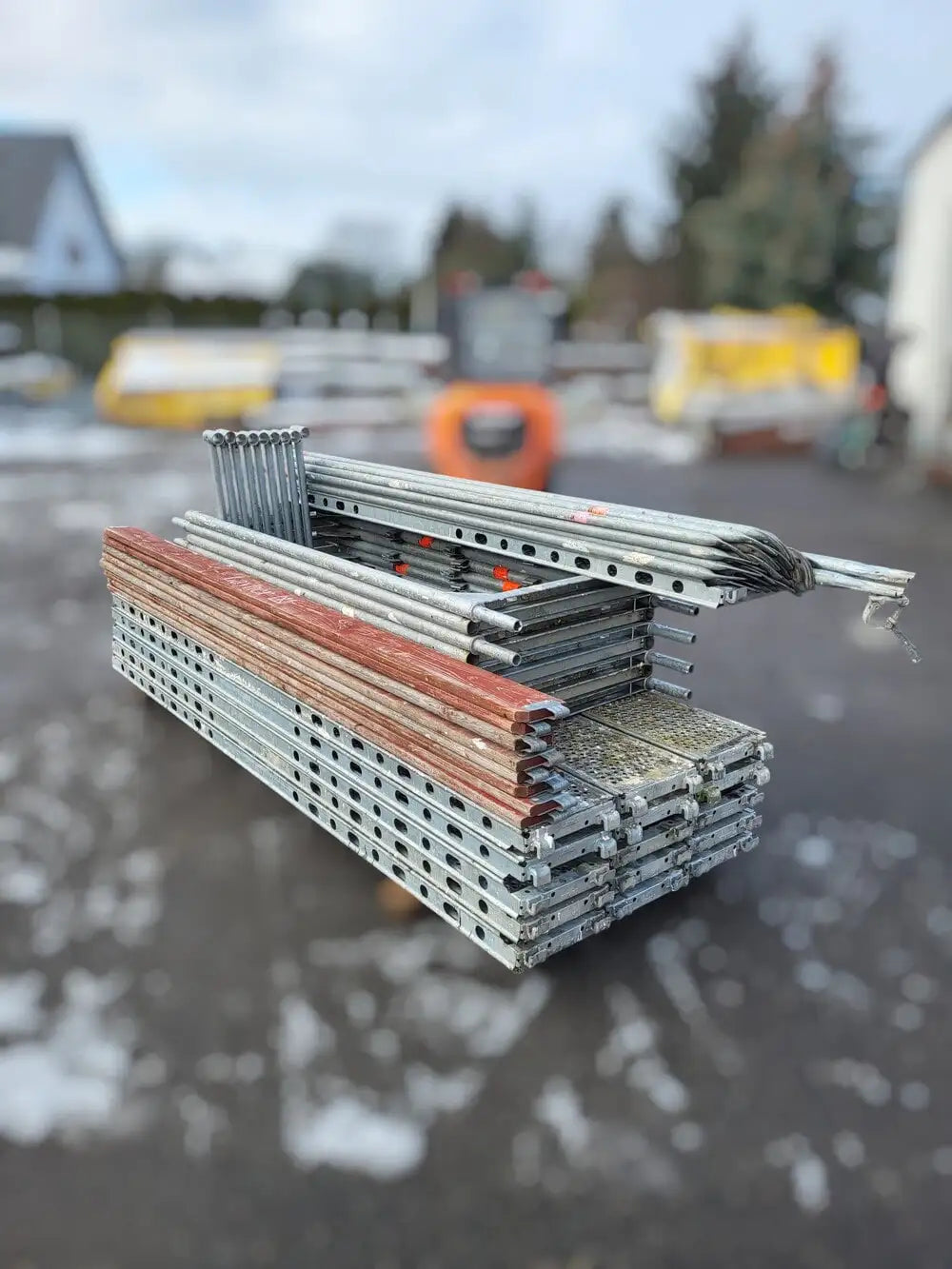 108m² gebrauchtes Layher Gerüst108m² gebrauchtes Layher Gerüst