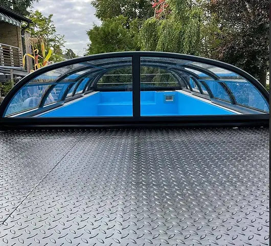 Containerpool 6,11 x 2,5 m, gebrauchsfertig mit Dach, Premium-Paket-Neu