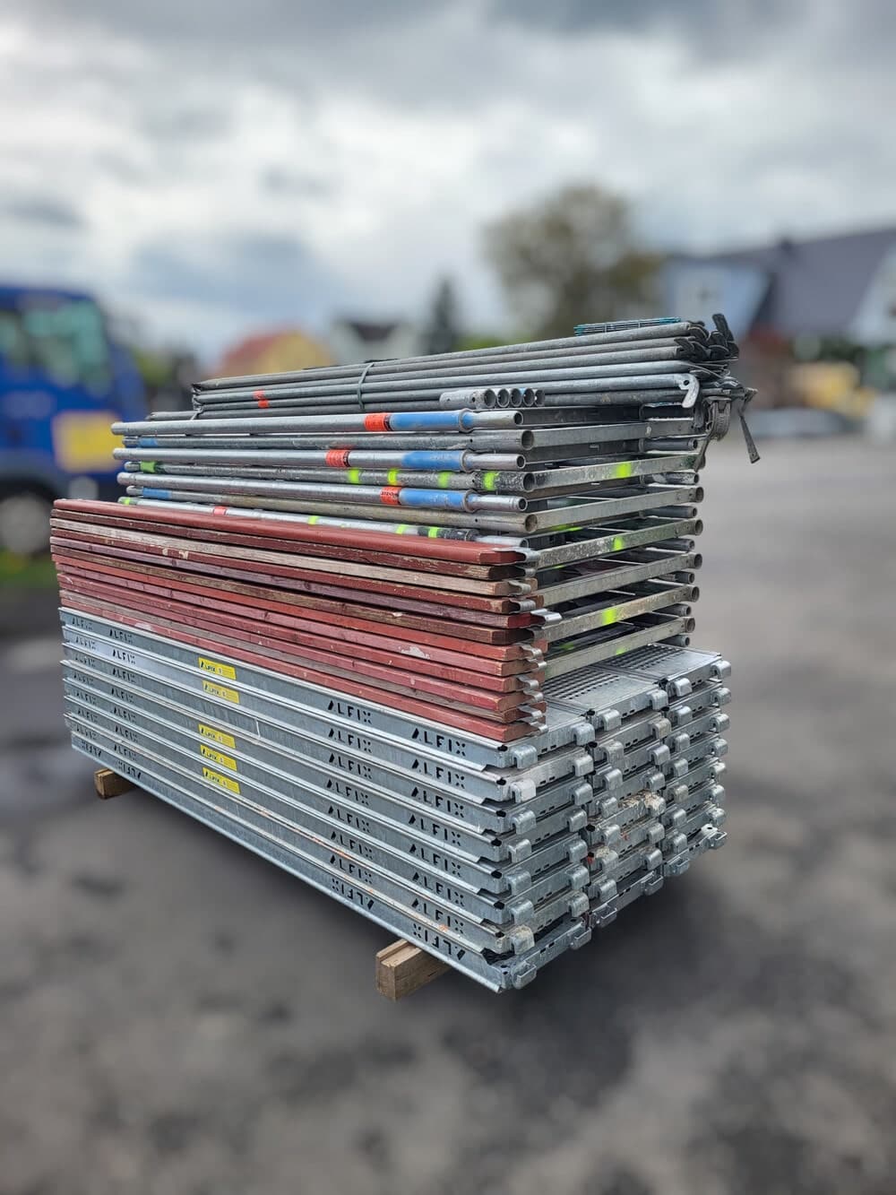 Gebrauchtes Layher Baugerüst 86m² mit Stahlböden