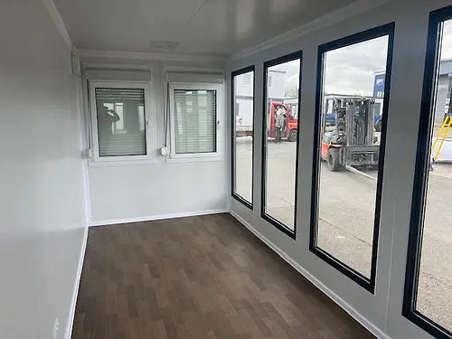 Tragbarer Bürocontainer mit Panoramafenstern (Ref: C3301)